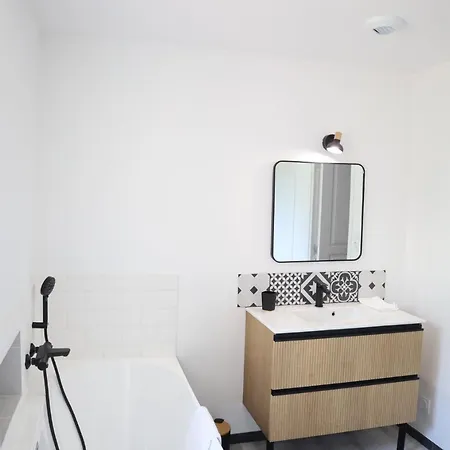 Le Domaine Des Figuiers - Des Pelerins *