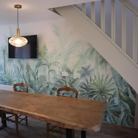 Des Pèlerins 8 Personnes - 10 Minutes Du Mt St Michel *