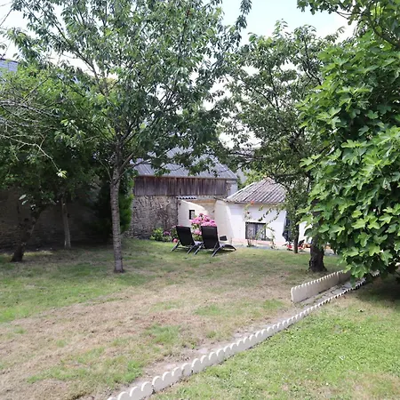 Le Domaine Des Figuiers - Des Pèlerins Servon (Manche)